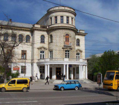 10 соток ул. Гоголя! Пл. Ушакова 3 мин. пешком! Срочно!