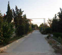 Участок 8 соток с оплаченными сетями в б. Казачья